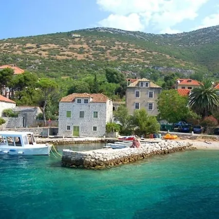 Igo - 40 M From Pebble Beach * Kuciste